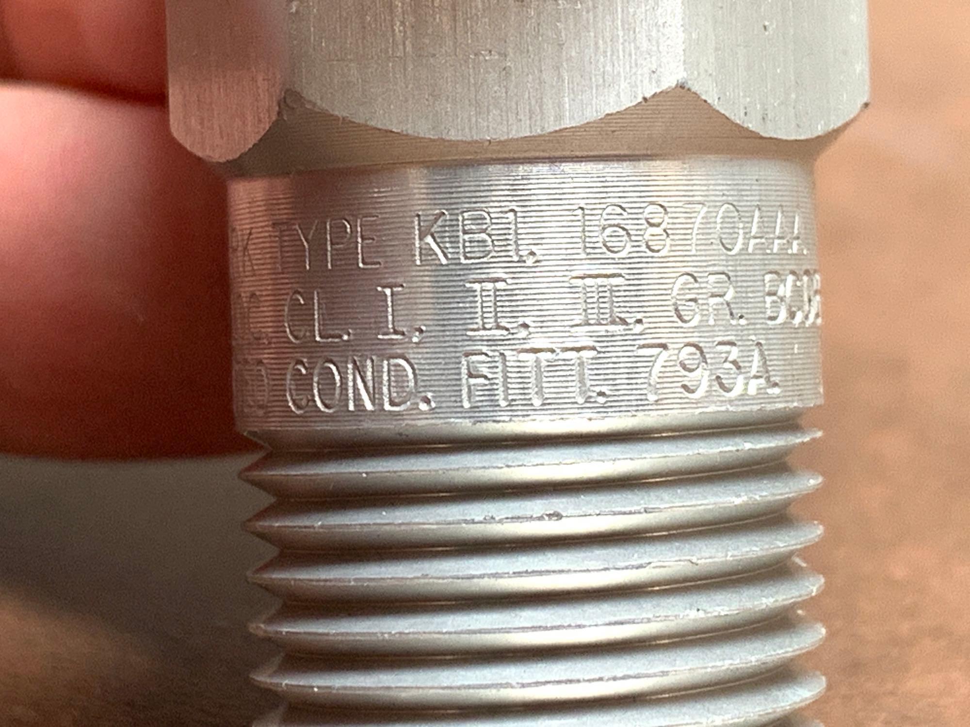 4pcs - Killark KB1B Conduit Breather Fittings 1/2" NPT