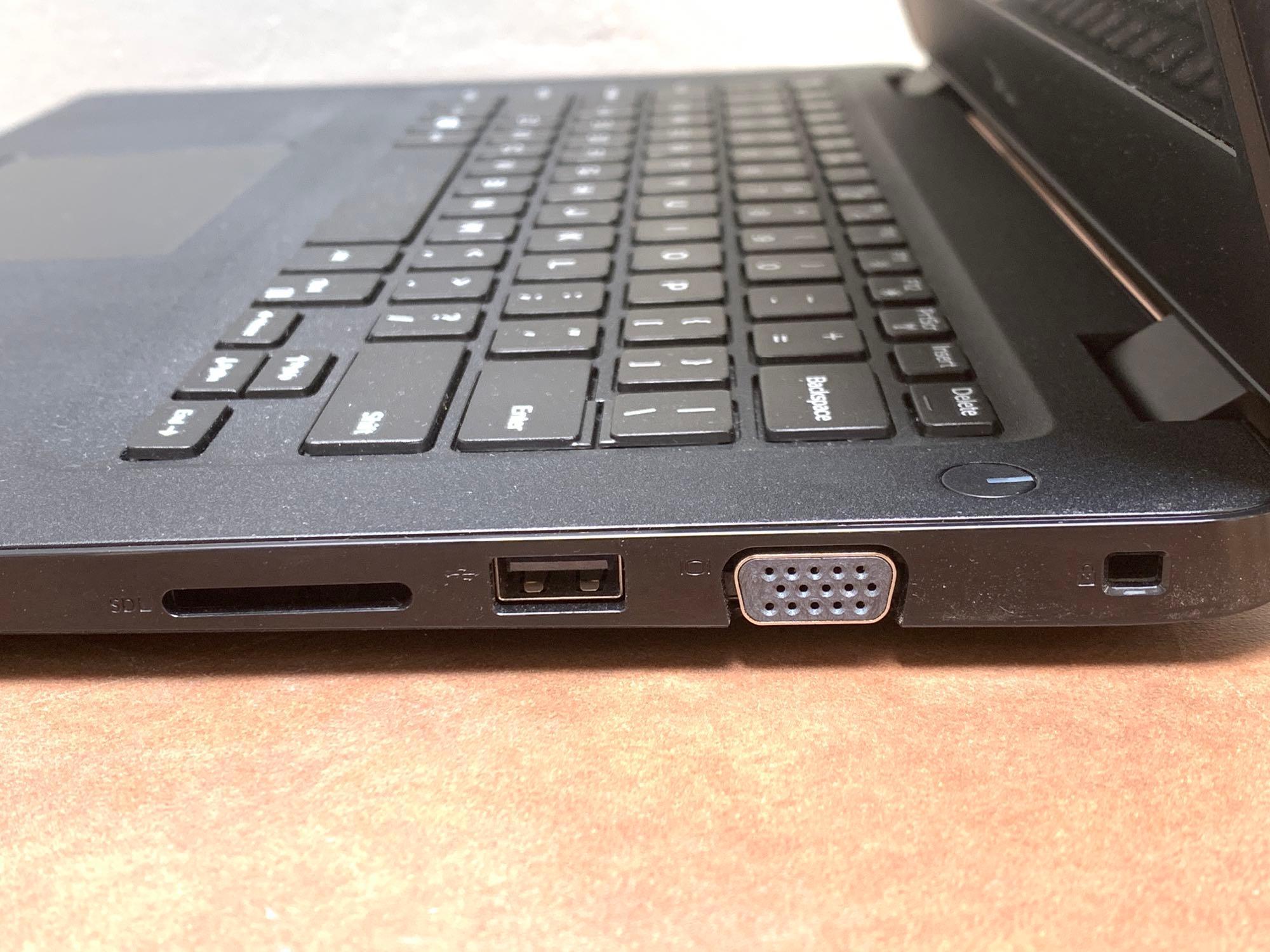 Dell Latitude 3400 Laptop Intel i7-8565 1.8GHz 8GB DDR4 256GB SSD Wifi Bt HDMI Win 11