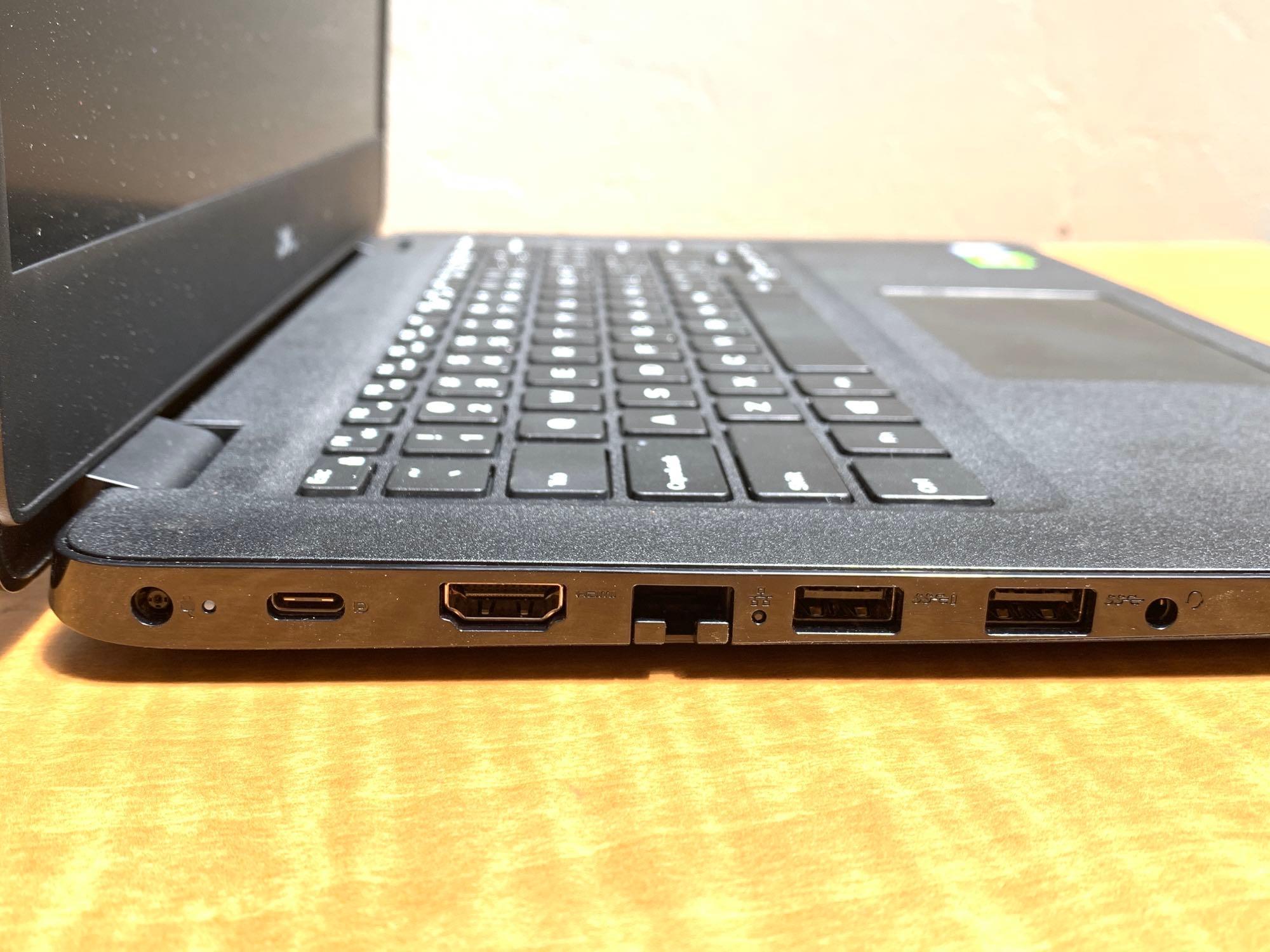 Dell Latitude 3400 Laptop Intel i7-8565 1.8GHz 8GB 256GB SSD Wifi BT NO OS - Freezes