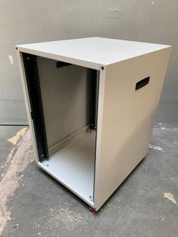 19" Wide Rolling Instrument Mini Rack 28" x 21" x 32.5"