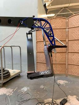 Metrology / Talon 24ft Long Camera Crane with Pan - Tilt Talon Jib