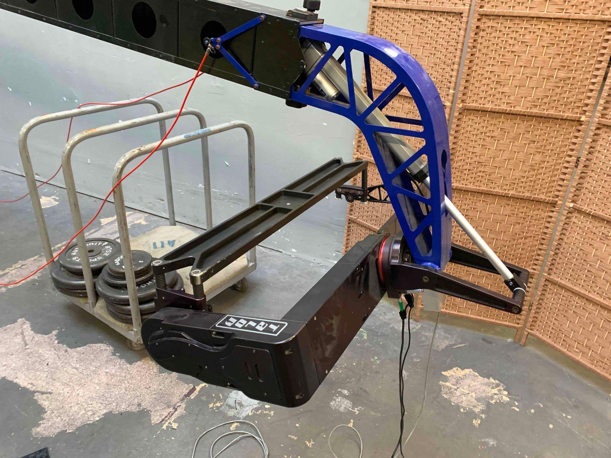 Metrology / Talon 24ft Long Camera Crane with Pan - Tilt Talon Jib