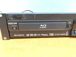 Tascam Rackmount BD-R2000 Blu-ray/DVD Recorder