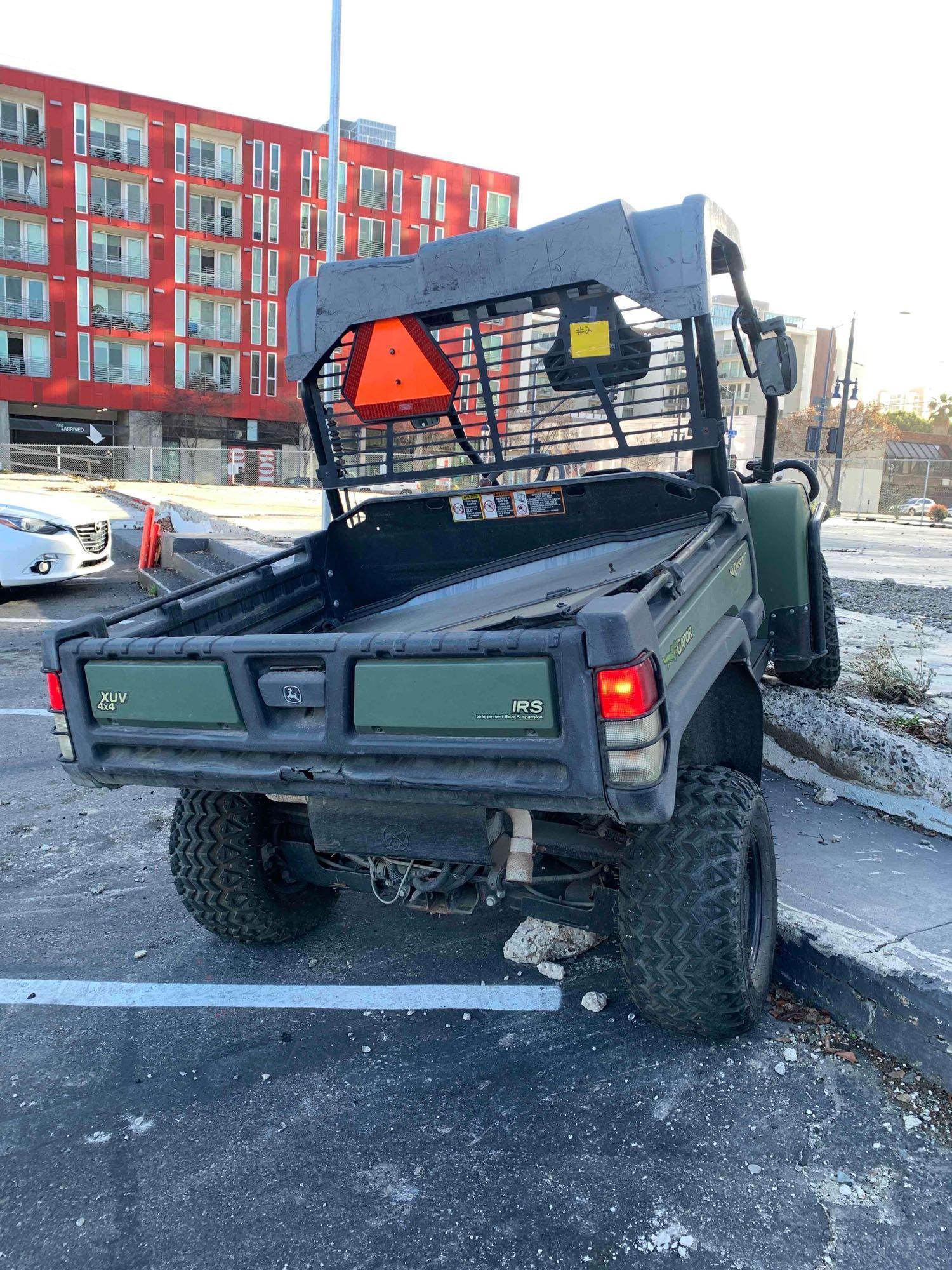 2013 John Deere Gator / Mule / Side by Side 825i EFI XUV IRS 4x4 GAS - RUNS! Low Gear Only