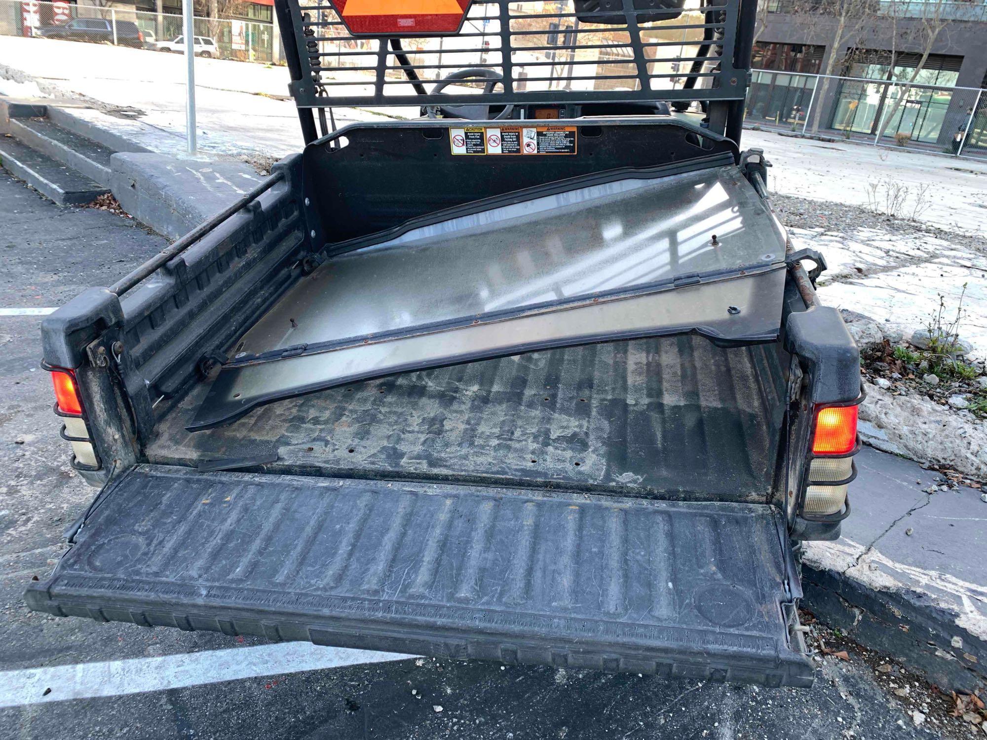 2013 John Deere Gator / Mule / Side by Side 825i EFI XUV IRS 4x4 GAS - RUNS! Low Gear Only