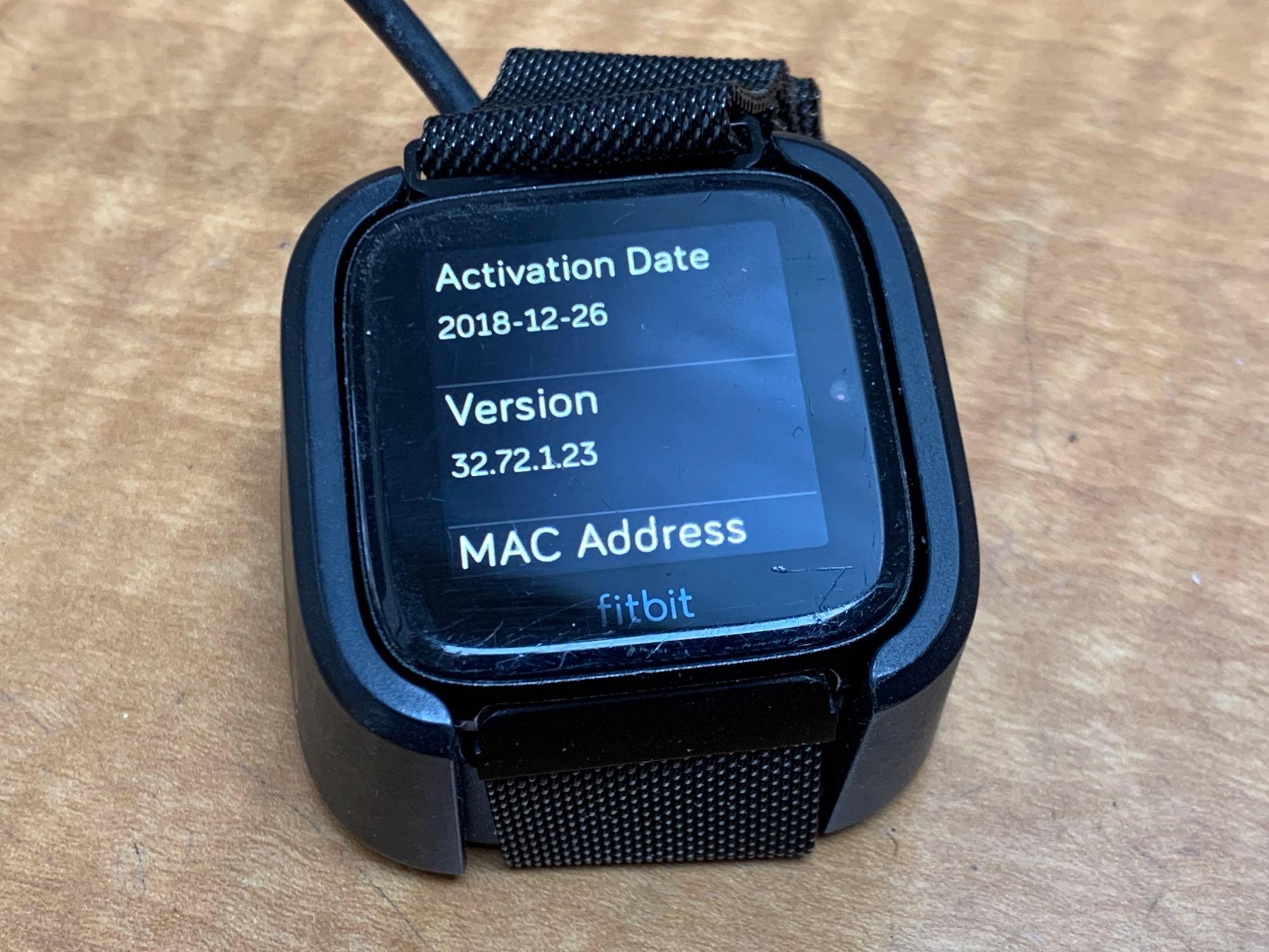 Fitbit Versa Fitness Smart Watch