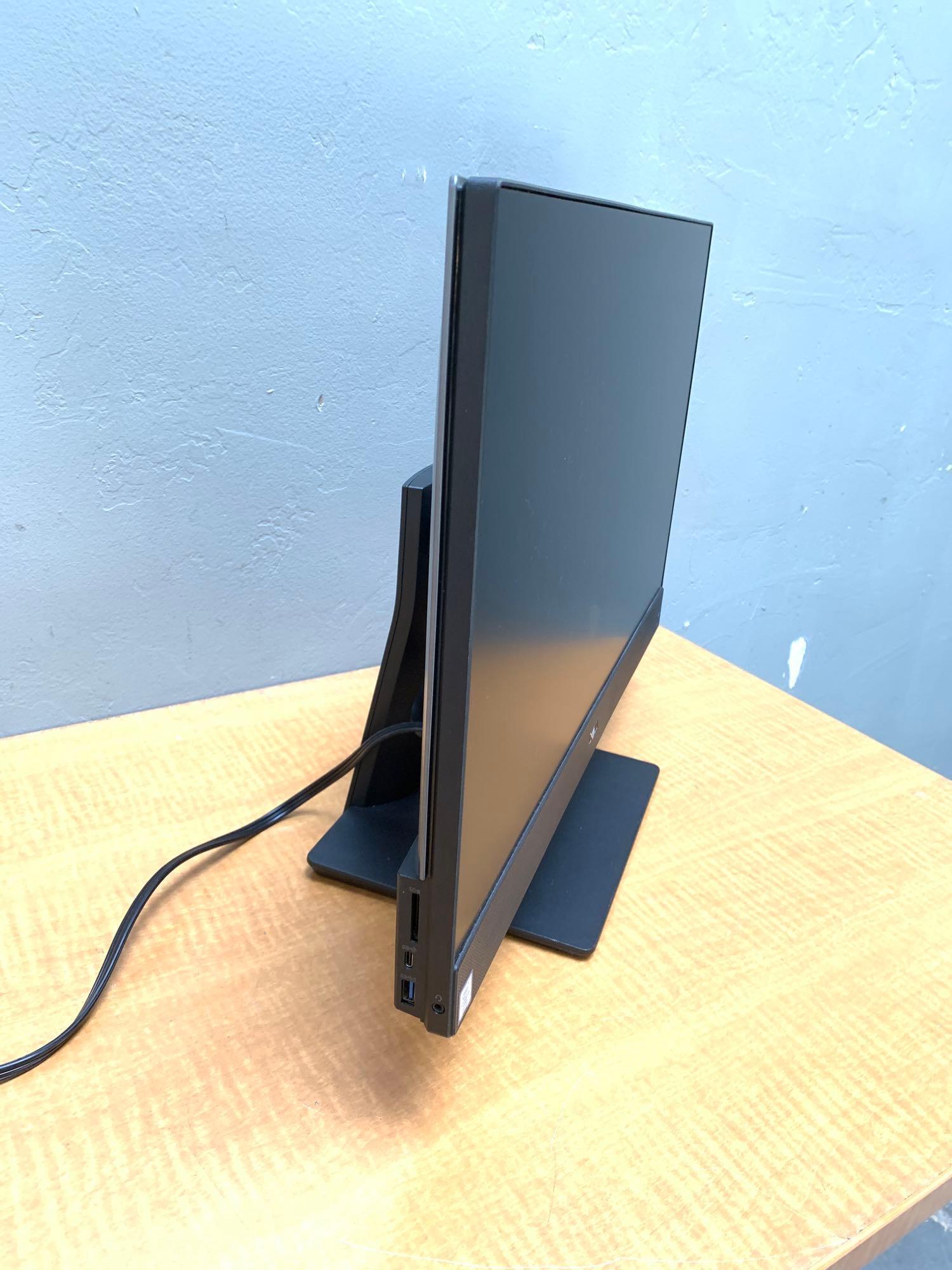 Dell Optiplex 7470 23.8" LCD AIO Intel i7-9700 3.0GHz 8GB DDR4 256GB SSD Wifi Bt HDMI Win 11