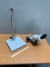 Stereo Microscope 0.65x - 4.5