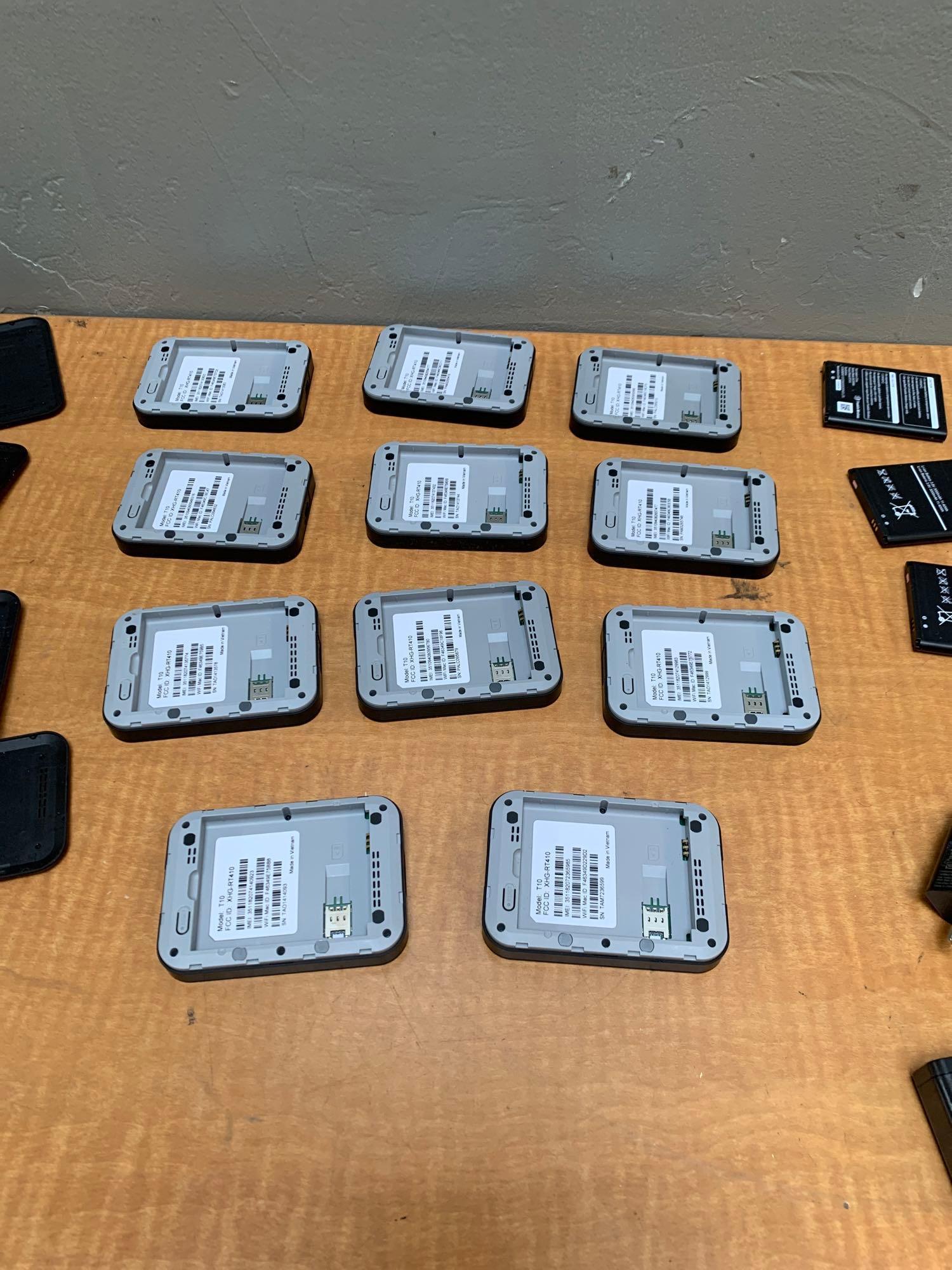11pcs - Franklin T10 Mobile Hotspots 4G LTE