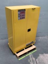Justrite Flammable Liquid Storage Cabinet 894520 45 Gal Capacity 43" x 18" x 65"