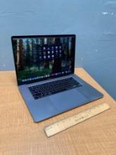 Apple MacBookPro16,4 16" Retina 8-CORE Intel i9-9880 2.3GHz 64GB 2TB SSD AMD 8GB Sequoia - 2019