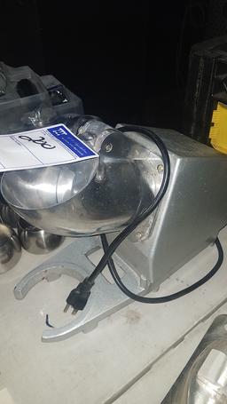 Ice crusher