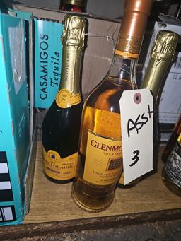 Assorted closed barware