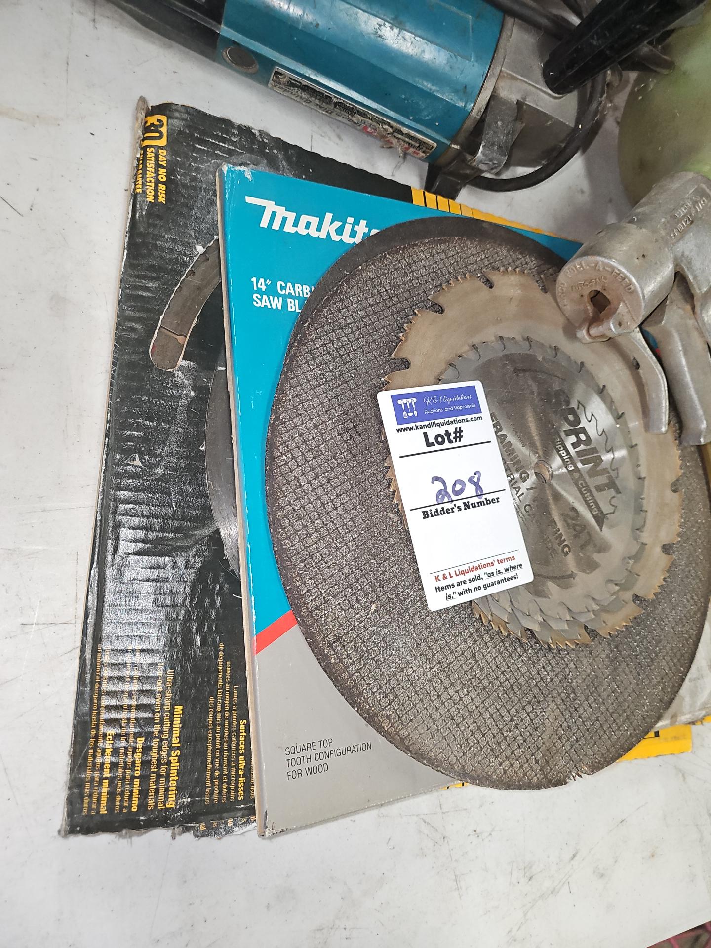 Assorted saw blades