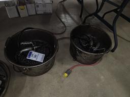Bucket oiler for pipe treader