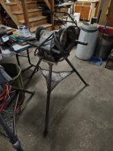 Ridgid 300 electric 10amp pipe treader (has issues)