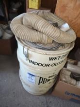 Indoor/outdoor wet/dry vac