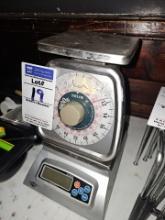 Kitchen scales Dry and digital