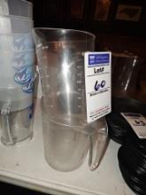 Measuring cups 2qt