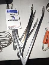 Tongs metal