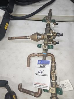 Used Back flow preventer Pressure sone assembly