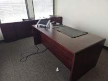 Content of office, door included