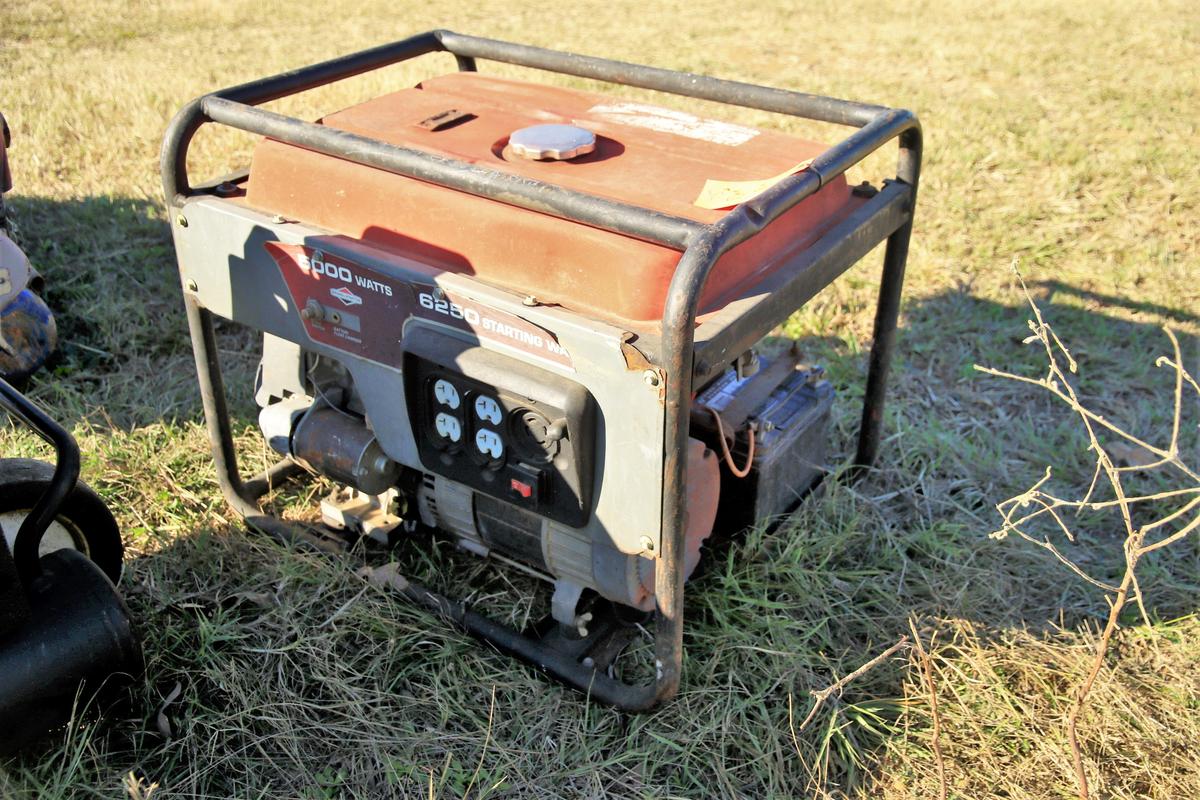 5000 WATT BRIGGS/STRATTON GENERATOR