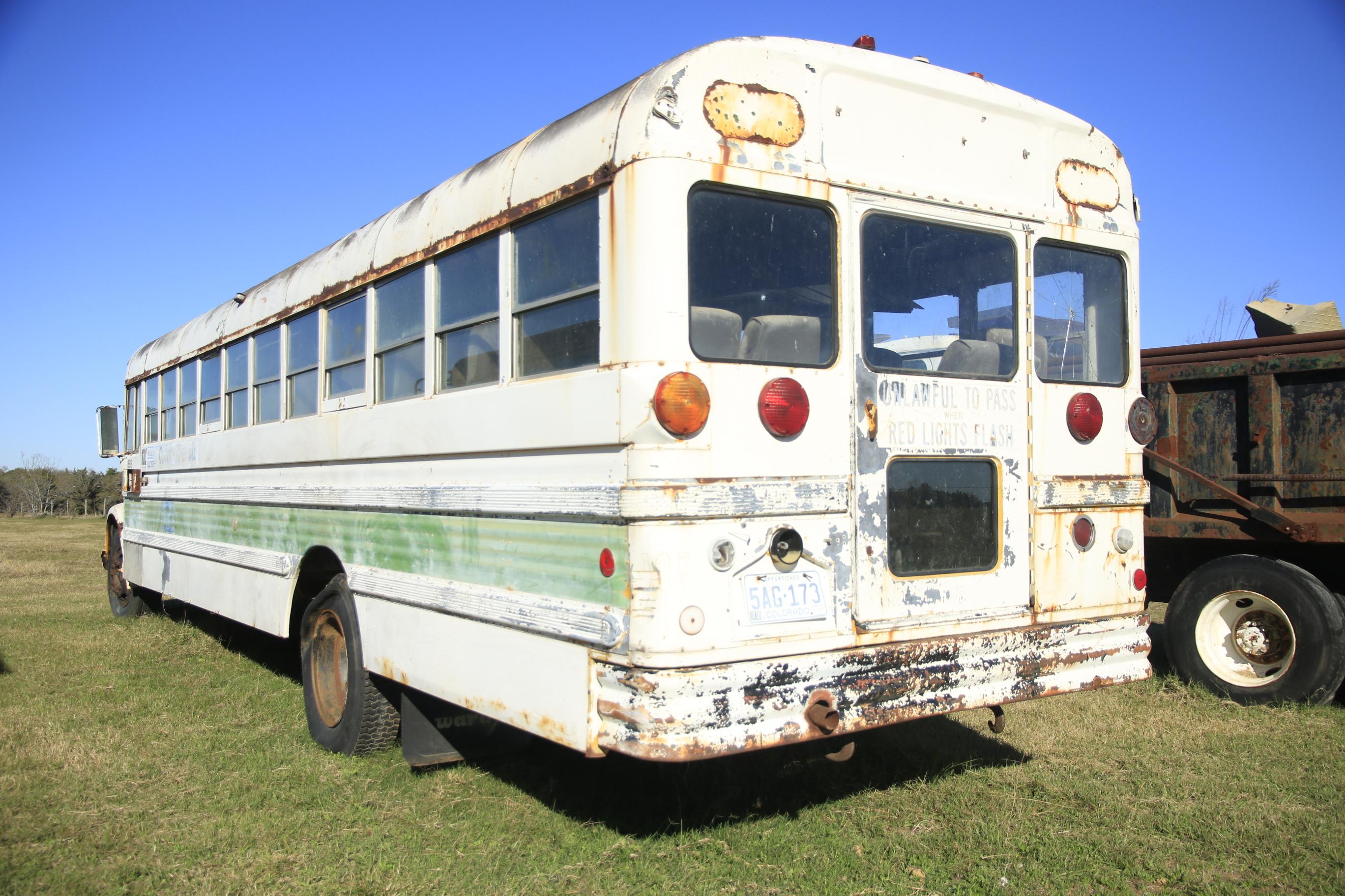 1975 CHEVY WAYNE SCHOOL BUS