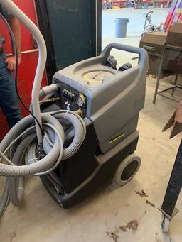 DOMINATOR CARPET CLEANER