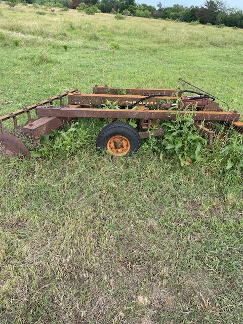 JOHN DEERE DISC PLOW