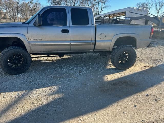 2001 CHEVY 2500 EXT CAB