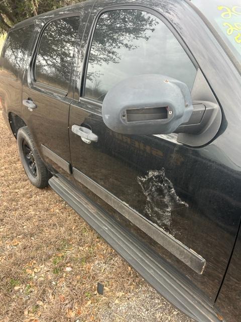 2013 BLACK CHEVY TAHOE