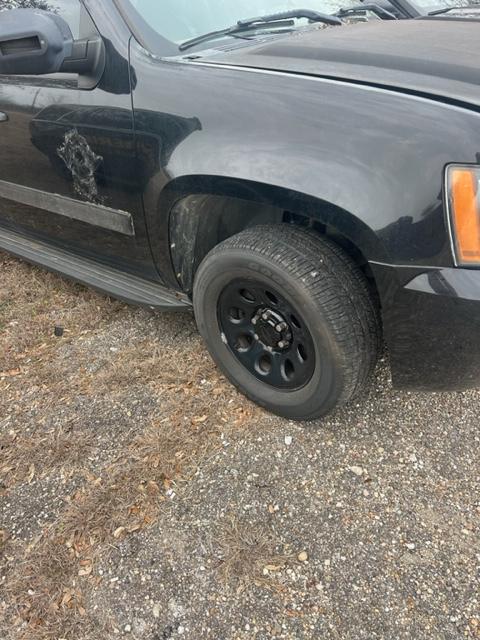 2013 BLACK CHEVY TAHOE