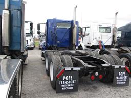 2006 FREIGHTLINER CL12064ST Columbia Conventional