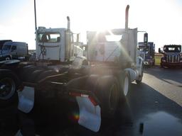 2005 INTERNATIONAL 8600 Conventional