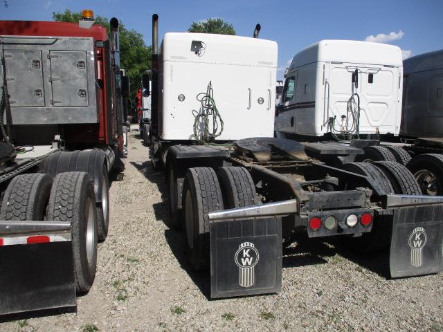 2015 KENWORTH T800 Conventional