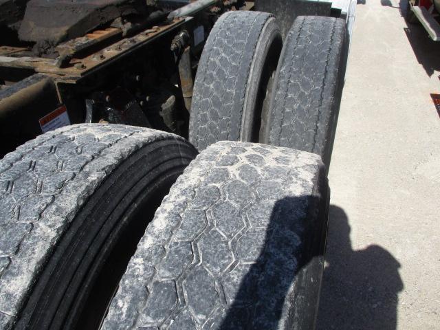 2011 FREIGHTLINER CA12564ST Cascadia Conventional