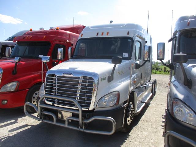 2011 FREIGHTLINER CA12564ST Cascadia Conventional