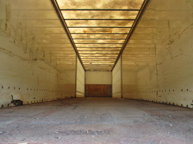2004 TRANSCRAFT TL-2000 48 Ft. Curtain Side/Van Trailer