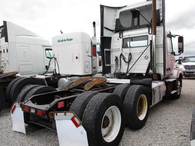 2016 VOLVO VNL64T-300 Conventional