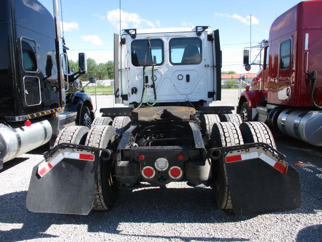 2020 FREIGHTLINER Cascadia CA12664ST Conventional