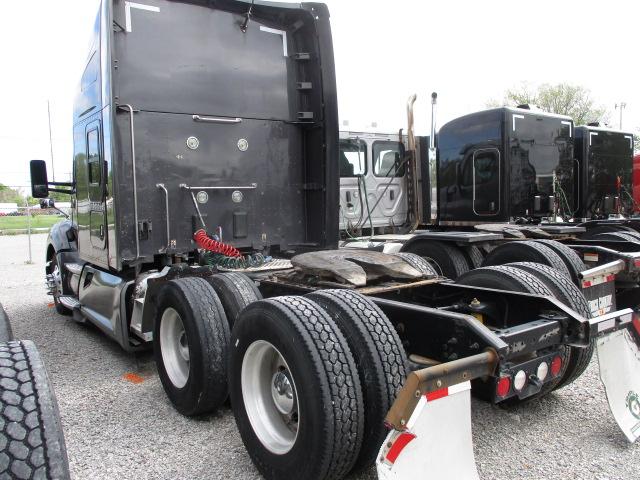 2017 KENWORTH T680 Conventional