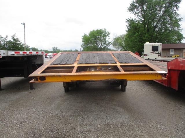 1993 TRAIL-EZE FG3025H2 48 Ft. Hydraulic Folding Neck Lowboy