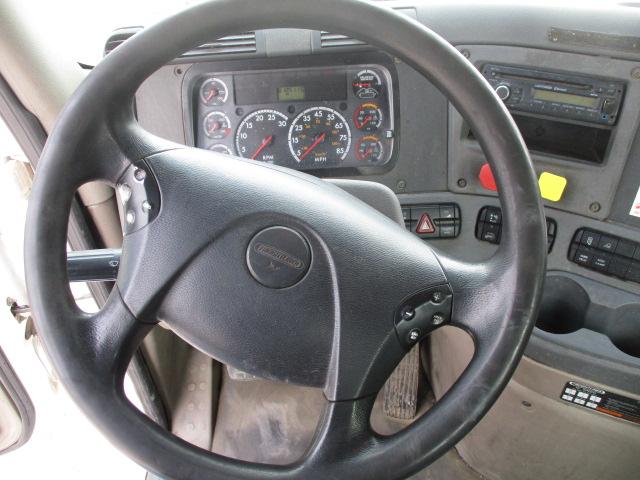 2016 FREIGHTLINER Cascadia CA11364ST Conventional