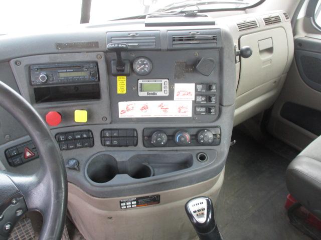 2016 FREIGHTLINER Cascadia CA11364ST Conventional