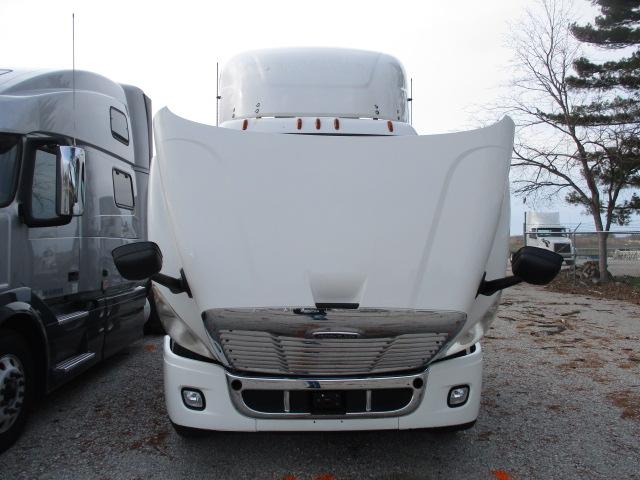 2016 FREIGHTLINER Cascadia CA11364ST Conventional