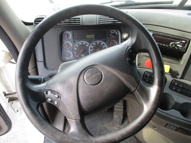 2016 FREIGHTLINER Cascadia CA11364ST Conventional