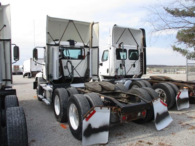 2016 MACK CXU613 Pinnacle Conventional