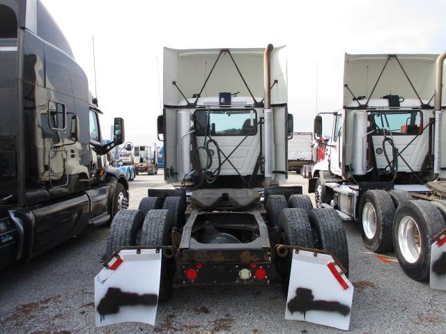 2016 MACK CXU613 Pinnacle Conventional