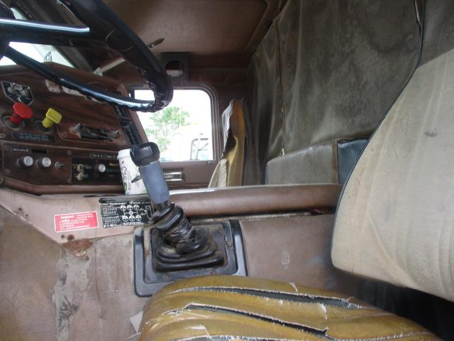 1986 FREIGHTLINER FLA8664T Cab Over
